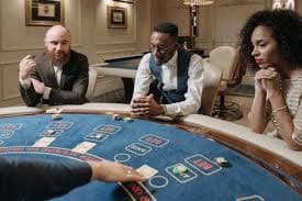 Dealer profesional bos menang menyajikan permainan Yggdrasil dengan kualitas streaming HD